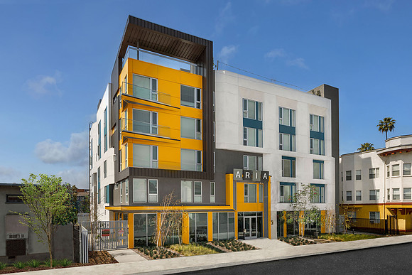 AH_Aria_Exterior_7205d-11x8