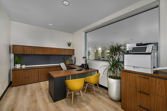 AH_Aria_Office1_7406c-11x8