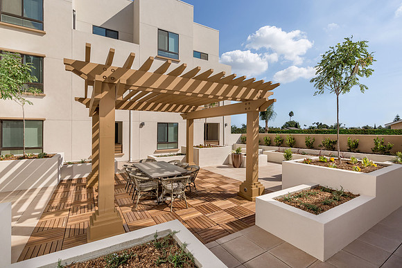 AF_BellaVita-Patio_2354-11x8