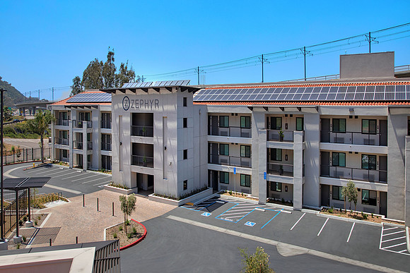 AF-Zephyr_Exterior_8120-11x8