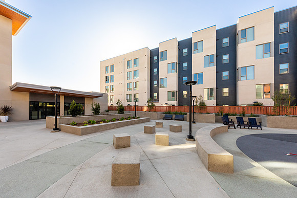Affirmed_Housing_Stella_Bluewater-5536